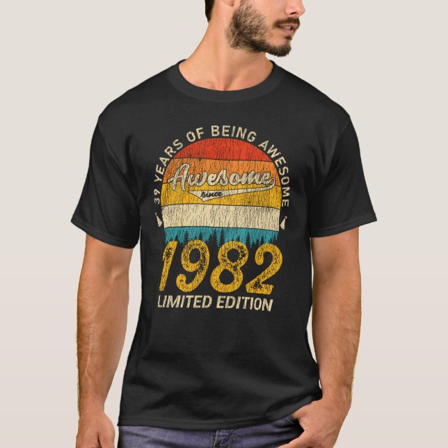 Camiseta 43 anos 1982 Retro Incrível 43º presente de aniver (Frente)