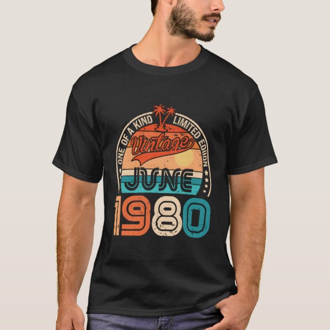 Camiseta 43 Feito Em 1980 Junho De 1980 43ª (Frente)