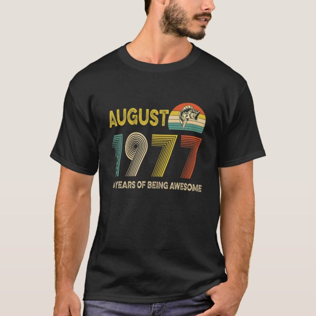 Camiseta 44 Aniversário Presente Agosto De 1977 44 Anos De  (Frente)