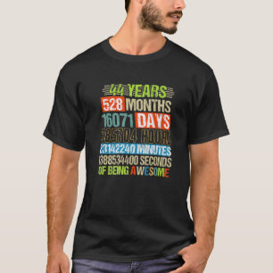 Camiseta 44 Anos 528 Meses De Estar Incrível 44 Aniversár