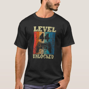 Camiseta 44 Birthday Level Unlocked Vintage Para Jogadores