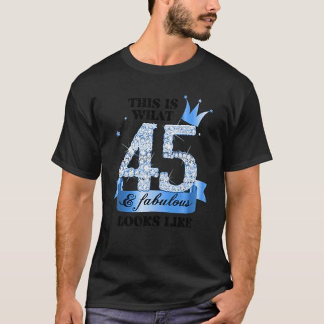 Camiseta 45 & Fabulous I Blue White Party Group Candid Phot (Frente)