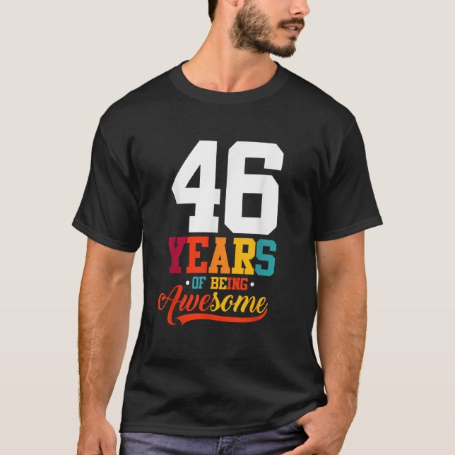 Camiseta 46 Anos De Ser Fantástico Oferece 46 Anos 46 (Frente)