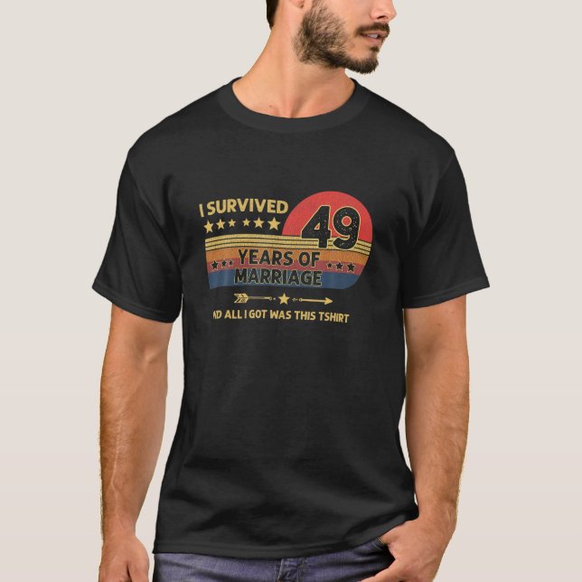 Camiseta 49º Aniversário De Casamento Celebra 49º Casamento (Frente)