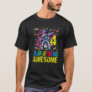 Camiseta 4 Aniversário De Ser Astronauta Espetacular