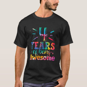 Camiseta 4 Anos Sendo Um Corante Incrível Com 4 Anos De Id