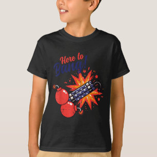 Camiseta 4 de Julho Aqui para Explodir Fogos de Artifício H