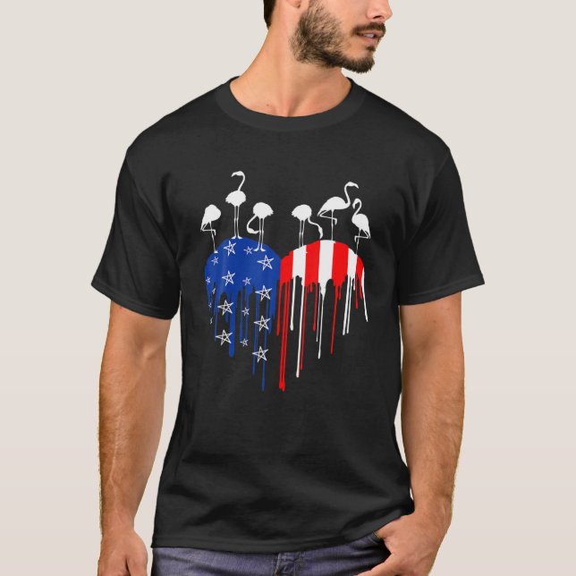 Camiseta 4 De Julho Flamingo USA Flag Pride Heart Drip (Frente)