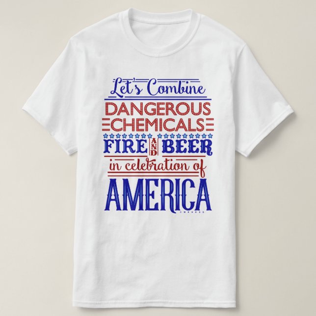 Camiseta 4o engraçado de fogos-de-artifício da cerveja do (Frente do Design)