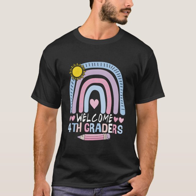 Camiseta 4Th Grade Teacher For Back To School With Rainbow  (Frente)