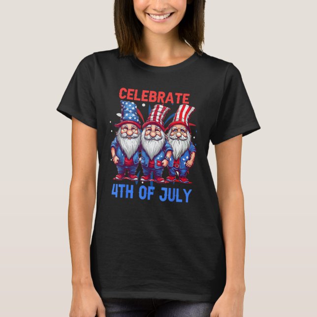 Camiseta 4th Of July American Gnomes Celebrating Independen (Frente)