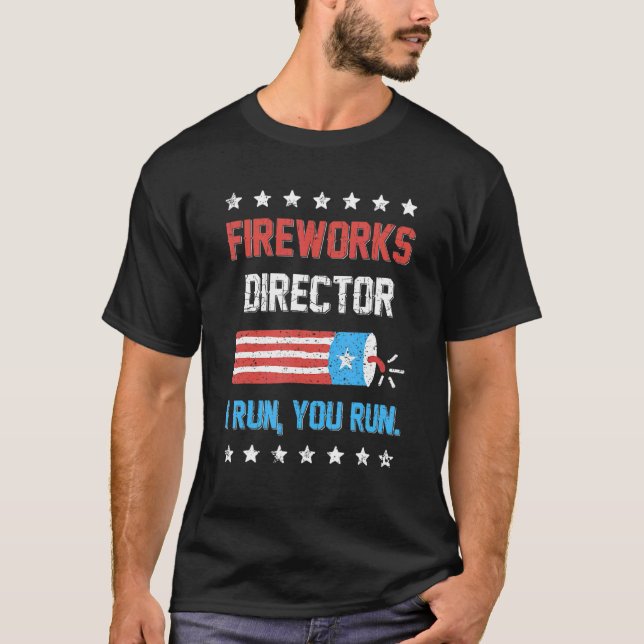 Camiseta 4th Of July Fireworks Director I Run You Run Kids  (Frente)