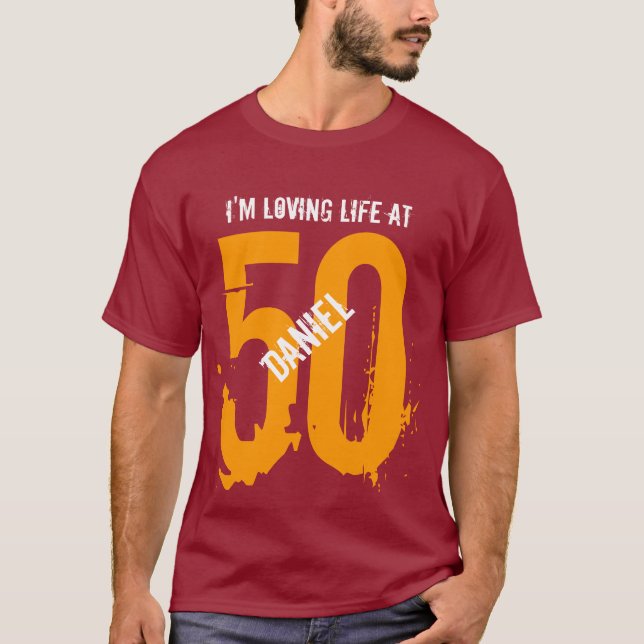 Camiseta 50º Aniversário Presente ou Em Qualquer Ano Estou  (Frente)