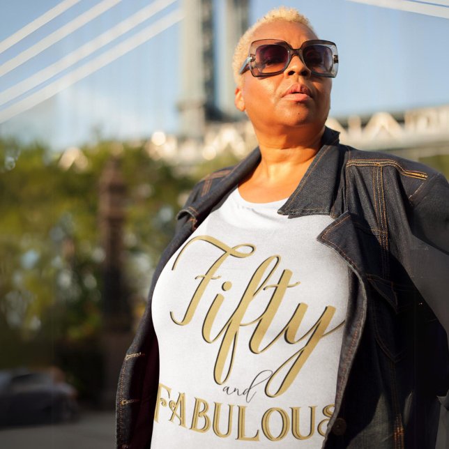 Camiseta 50 e 50 anos fabulosos de presente para mulheres (Criador carregado)