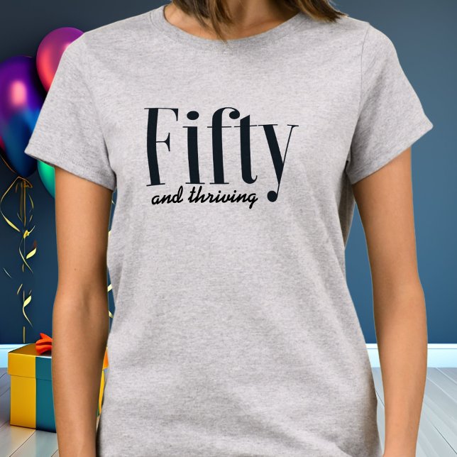 Camiseta 50 e Próspera Tipografia Simples Moderna Personali (Criador carregado)