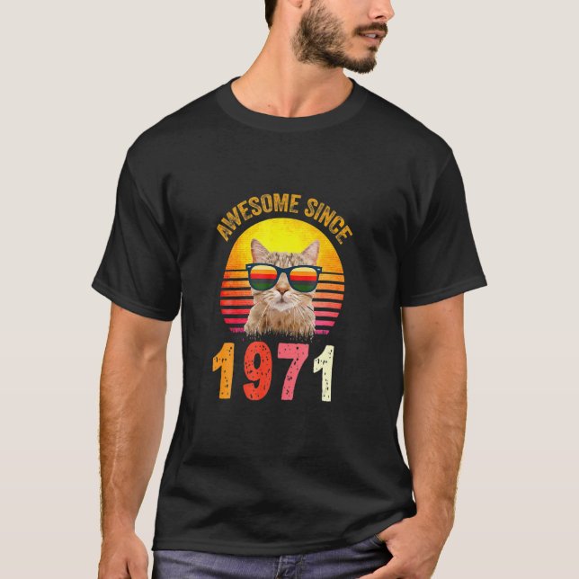 Camiseta 51ruas Aniversário Vintage Cat Incrível Desde 1971 (Frente)