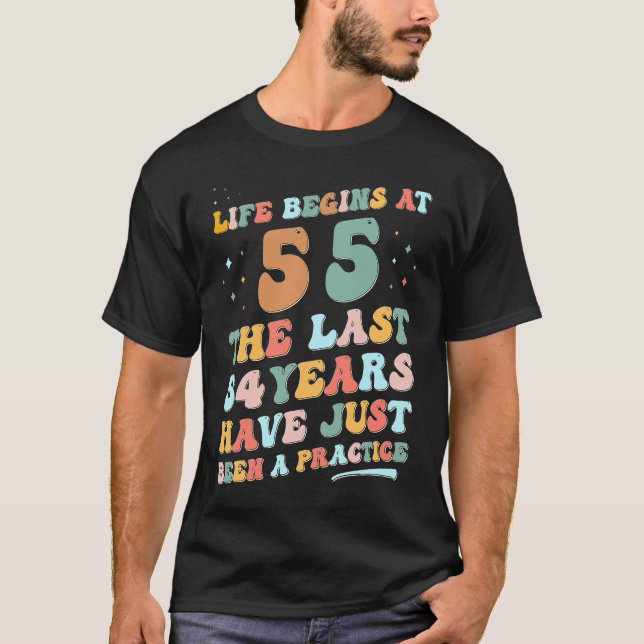 Camiseta 55.º aniversário Homem Mulher 2023 Groovy Life com (Frente)