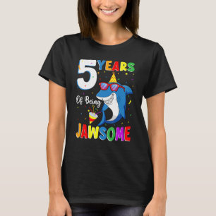 Camiseta 5 Anos De Aniversário De 5 De Tubarão Jawsome 5 An