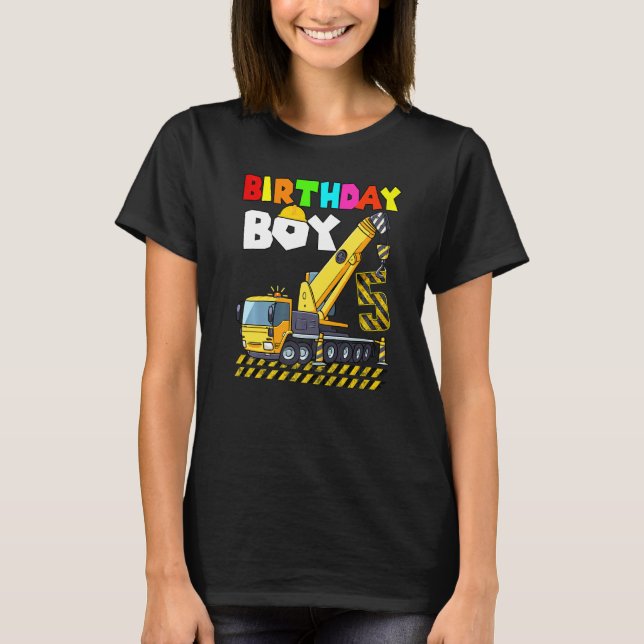 Camiseta 5 Birthday Boy Crane Truck Excavator 5 Anos (Frente)