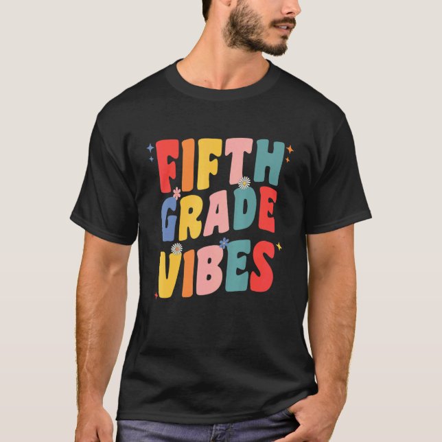Camiseta 5 Quinto Grau Vibes Professora Retrora Groovy De V (Frente)