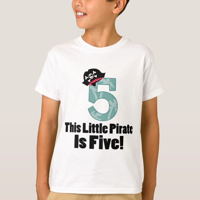 Camiseta 5o pirata bonito do aniversário (Frente)