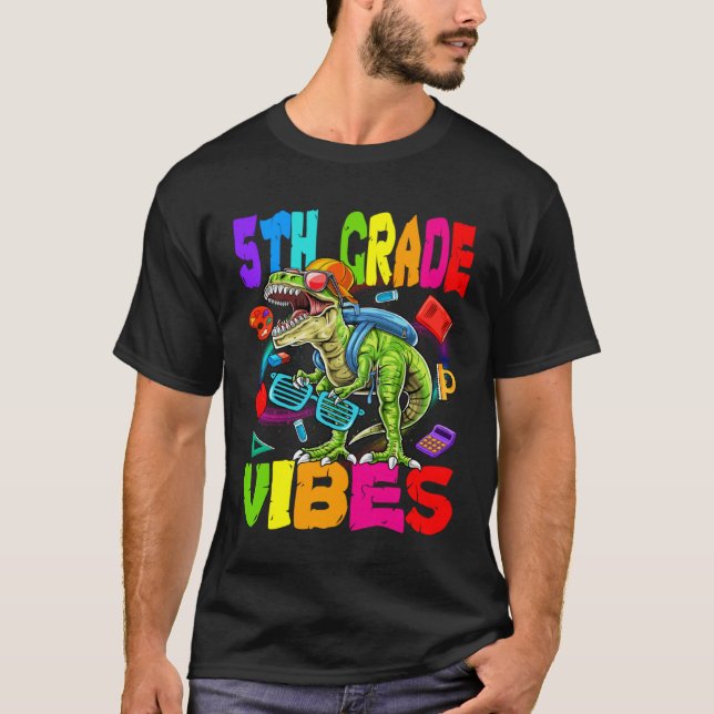 Camiseta 5th Grade Vibes Dinosaur Back To School (Frente)