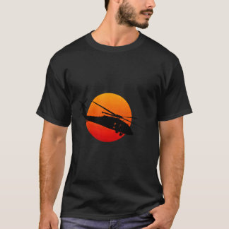 Camiseta 60 História Militar do Helicóptero Falcão Negro