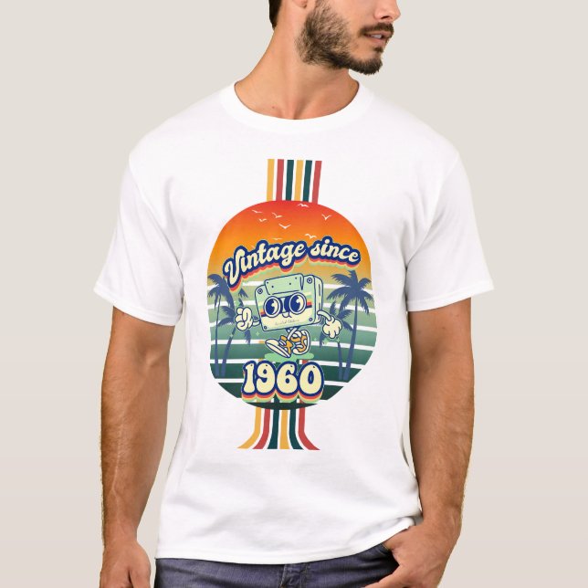 Camiseta 65 anos Vintage 1960 Cassette Tape Retro (Frente)