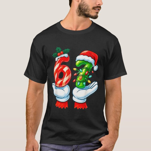 Camiseta 67 Christmas 67 Meme Gen Alpha Slang Candy Cane Xm (Frente)