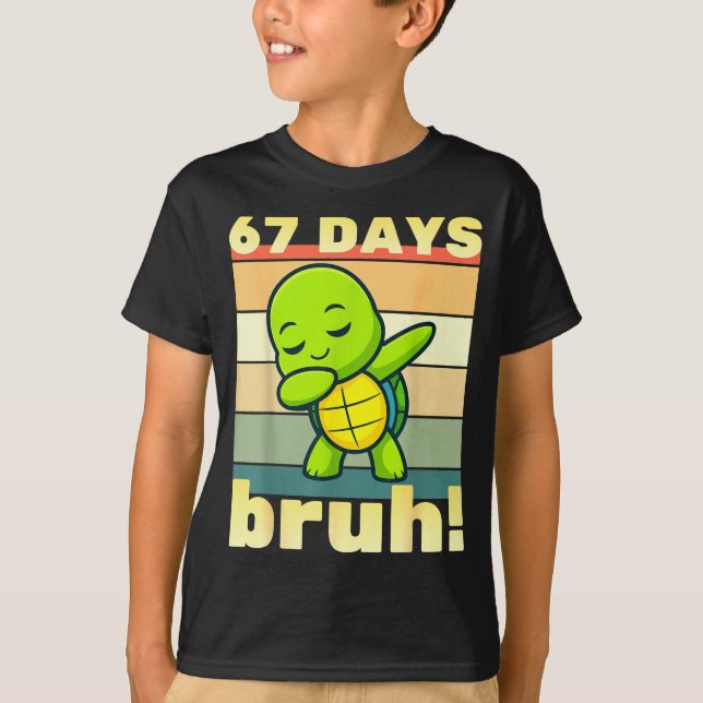 Camiseta 67 Days Of School Bruh Funny Meme Boys Kids Dabbin (Frente)