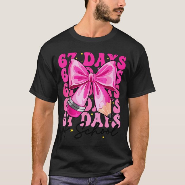 Camiseta 67 Days Of School Coquette Bow Six Seven Meme Teac (Frente)