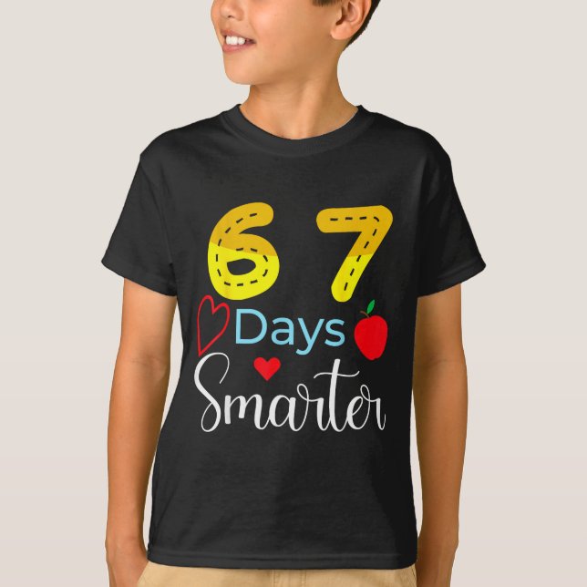 Camiseta 67 Days Of School Funny 67 Days Smarter Student Te (Frente)