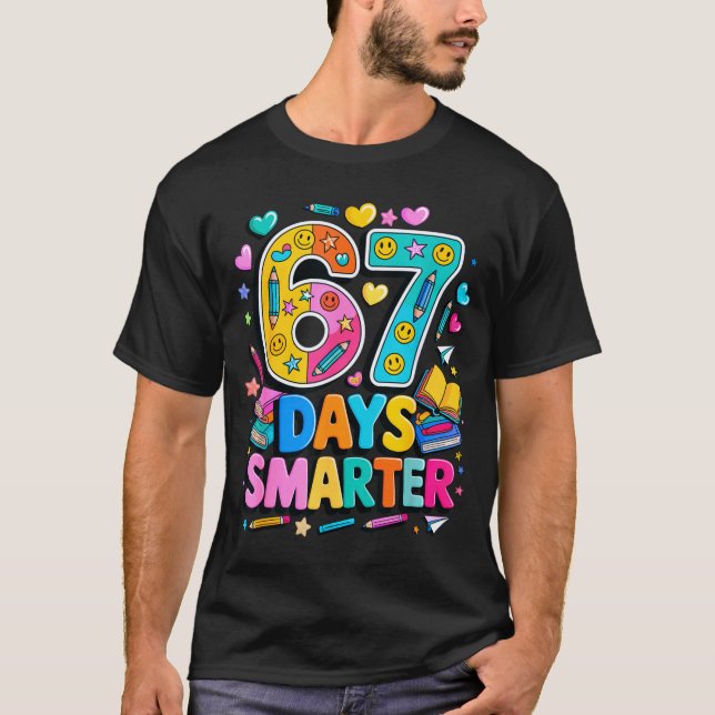 Camiseta 67 Days Of School Funny Meme Teacher Student  (Frente)