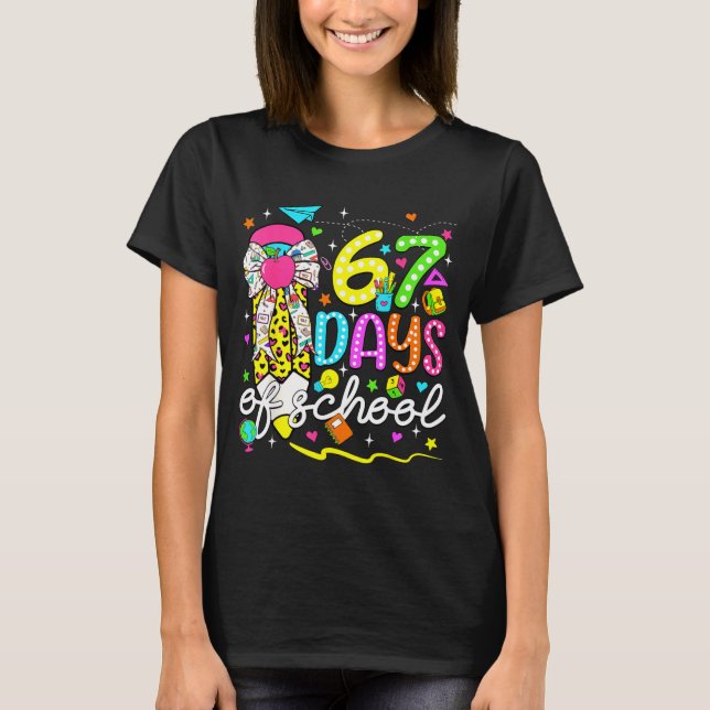 Camiseta 67 Days Of School Girls Coquette Bow Pencil 67 Day (Frente)