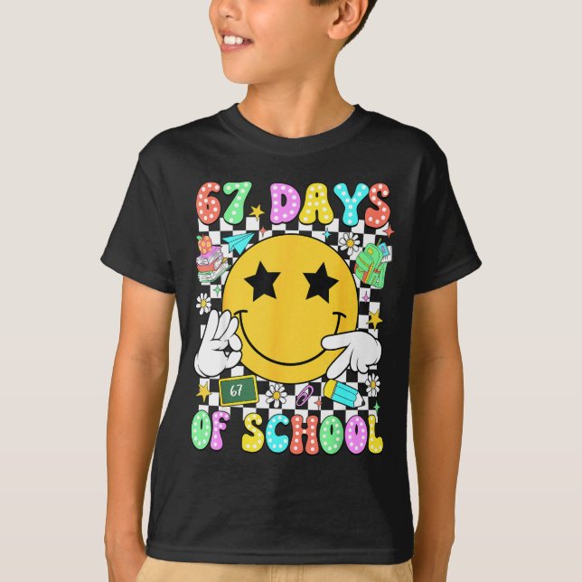 Camiseta 67 Days Of School Six Seven 67 Days Smarter Teache (Frente)