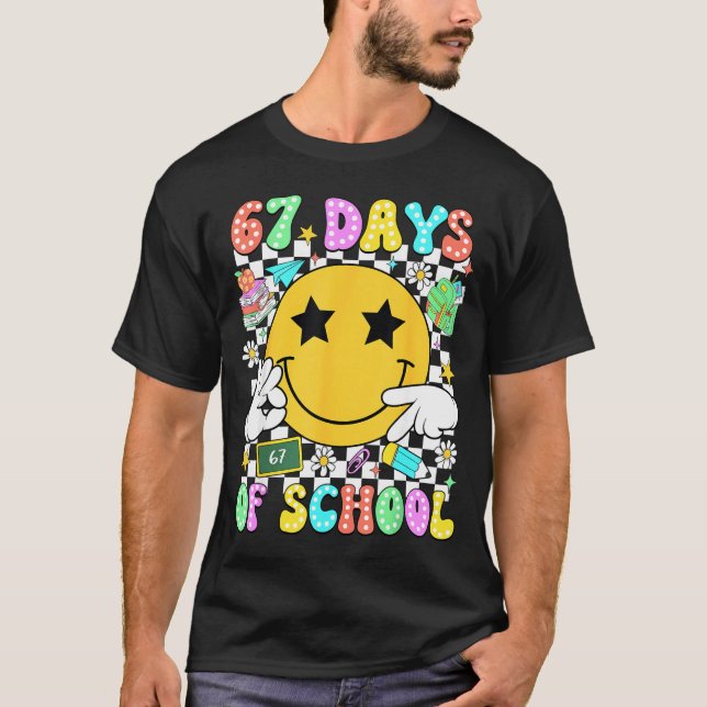 Camiseta 67 Days Of School Six Seven 67 Days Smarter Teache (Frente)