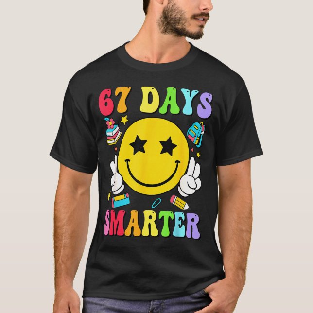Camiseta 67 Days Smarter 67 Days Of School Teacher Student  (Frente)