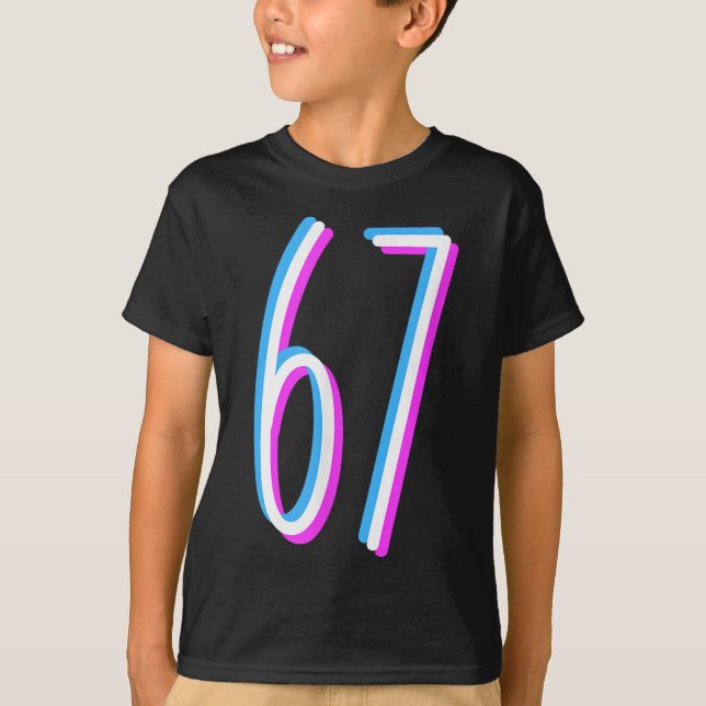 Camiseta 67 Meme 6 7 Roupa de Número Seis Sete  (Frente)