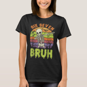 Camiseta 67 Meme de Halloween 6 7 Esqueleto Seis Sete Númer