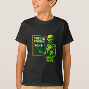 Camiseta 67 Meme de Halloween de Matemática de Esqueleto pa