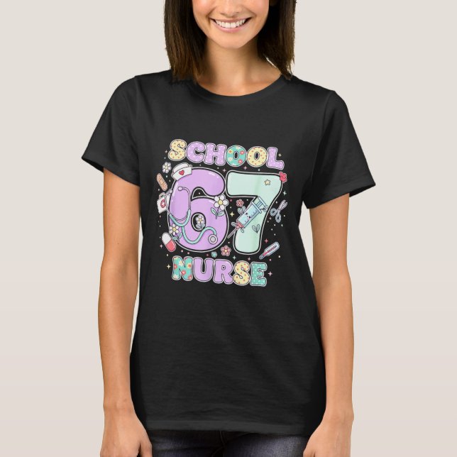 Camiseta 67 Meme Funny School Nurse Six Seven Meme Boys Gir (Frente)