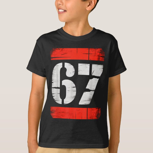 Camiseta 67 Meme Gen Alpha Six Seven 6 7 Boys Tweens Kids  (Frente)