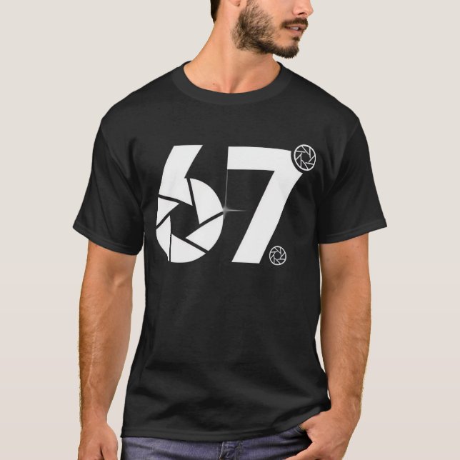 Camiseta 67 Meme Photographer - Funny Camera Lens Design (Frente)
