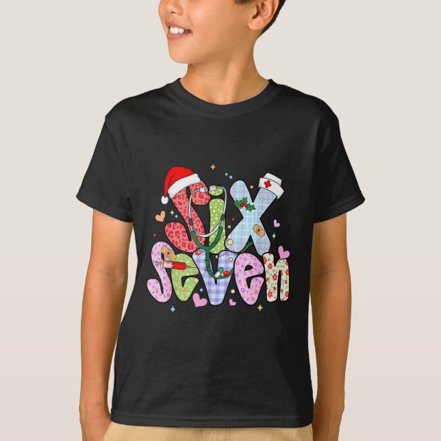 Camiseta 67 Meme Six Seven Nurse Christmas Funny Nursing Wo (Frente)