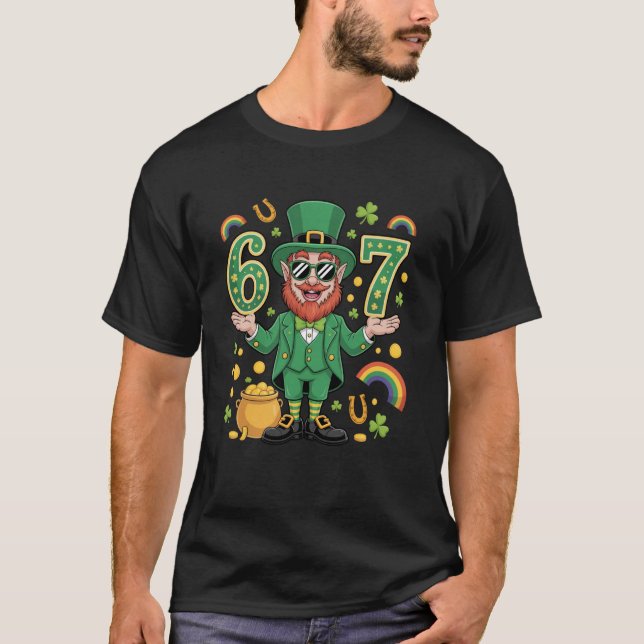 Camiseta 67 Six Seven Funny 6 7 Meme St Patricks Day Leprec (Frente)