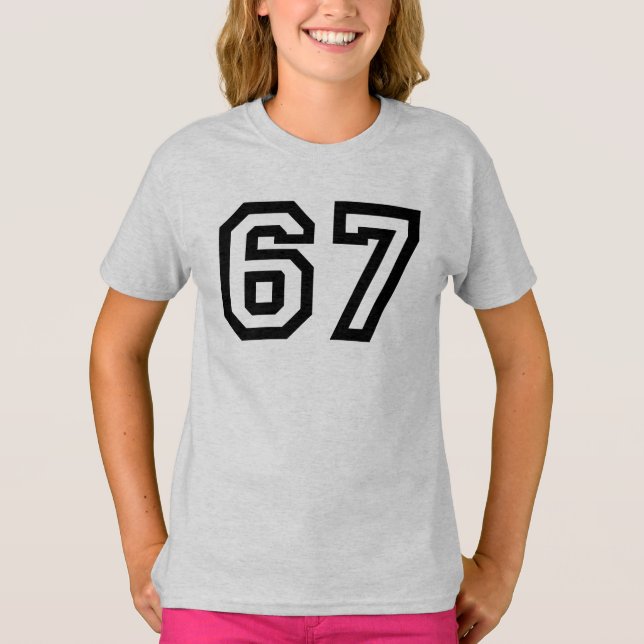 Camiseta 67 Tendência de Design Minimalista (Frente)