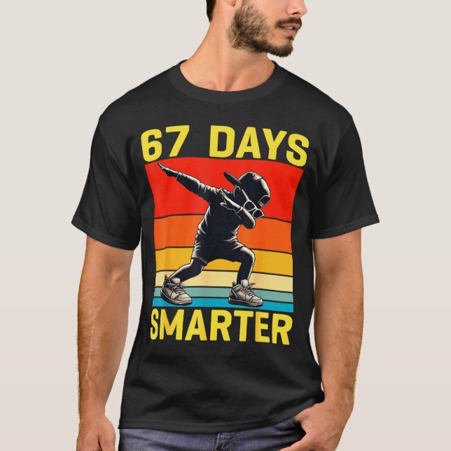 Camiseta 67th Day Of School 67 Days Smarter Dabbing Six Sev (Frente)