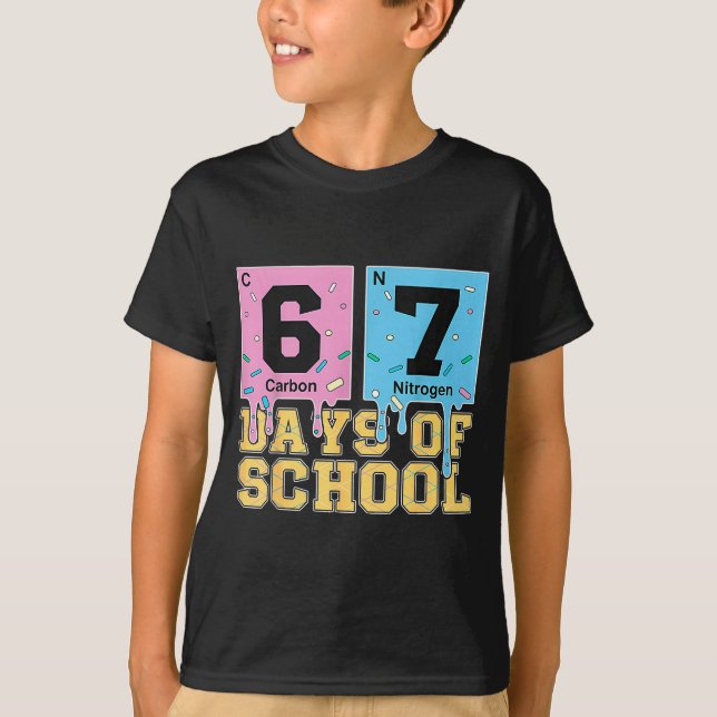 Camiseta 67th Day Of School Chemical Eements Teacher Boy Gi (Frente)