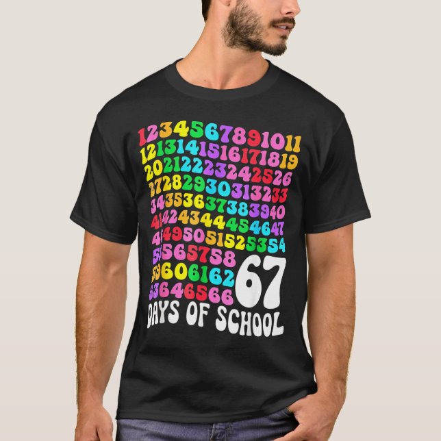 Camiseta 67th Day Of School Teacher 67 Days Math Numbers  (Frente)