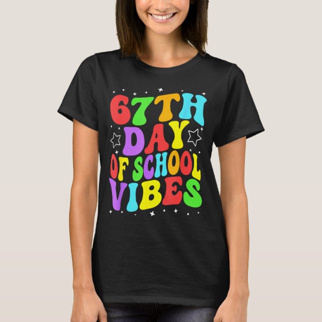Camiseta 67th Day Of School Vibes  (Frente)